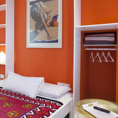 Casa Africa 2*